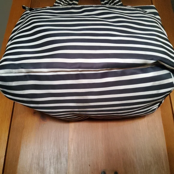 Kate Spade Black and White Stripe Barbara Duffle GUC - Picture 13 of 15